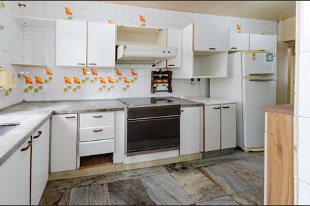 Apartamento à venda com 170m², 3 quartos e 2 vagasCozinha