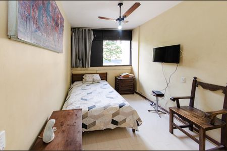 Apartamento à venda com 170m², 3 quartos e 2 vagasQuarto 2