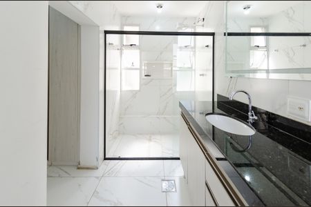 Apartamento à venda com 170m², 3 quartos e 2 vagasBanheiro social