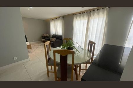 Casa de condomínio à venda com 364m², 4 quartos e 4 vagas