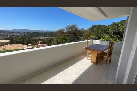 Casa de condomínio à venda com 364m², 4 quartos e 4 vagas