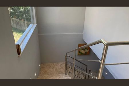 Casa de condomínio à venda com 364m², 4 quartos e 4 vagas