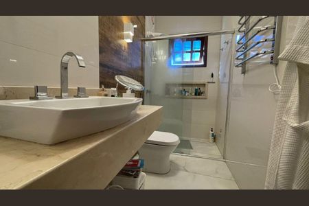 Casa de Condomínio à venda com 4 quartos, 400m² em Vile de Montagne, Nova Lima