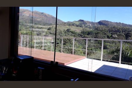 Casa à venda com 400m², 3 quartos e 5 vagas