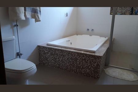 Casa à venda com 3 quartos, 400m² em Arvoredo, Nova Lima