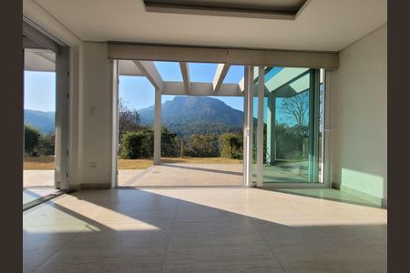Casa de Condomínio à venda com 4 quartos, 320m² em Fazenda dos Pires, Nova Lima