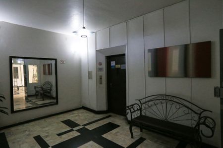Apartamento à venda com 92m², 2 quartos e sem vagaHall