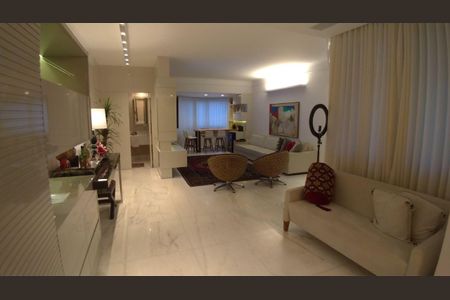 Apartamento à venda com 4 quartos, 150m² em Belvedere, Belo Horizonte