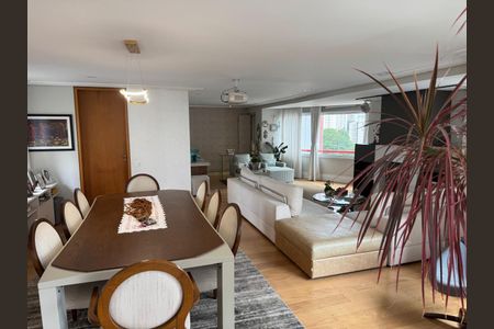 Sala de apartamento para alugar com 4 quartos, 217m² em Vila Andrade, São Paulo