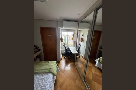 Apartamento para alugar com 217m², 4 quartos e 4 vagasQuarto