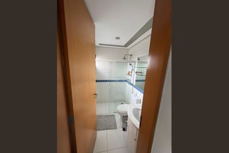 Apartamento para alugar com 217m², 4 quartos e 4 vagasBanheiro