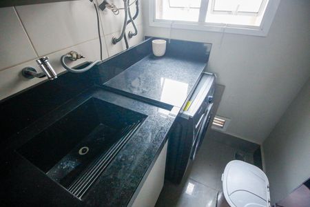 Apartamento para alugar com 70m², 3 quartos e 1 vagaÁrea de Serviço
