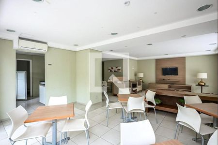 Apartamento para alugar com 70m², 3 quartos e 1 vagaÁrea comum - Salão de festas