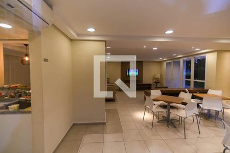 Apartamento para alugar com 70m², 3 quartos e 1 vagaÁrea comum - Salão de festas