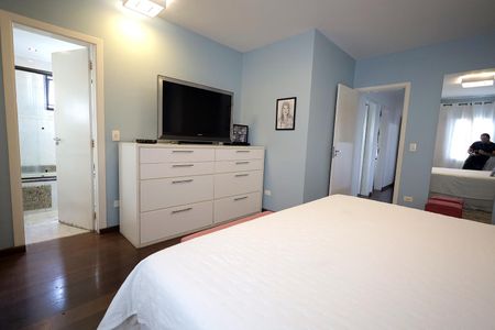 Apartamento à venda com 136m², 3 quartos e 2 vagasQuarto Suíte 2