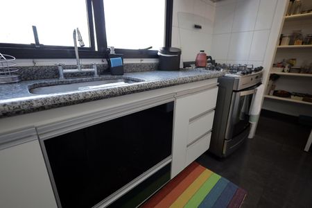 Apartamento à venda com 136m², 3 quartos e 2 vagasCozinha