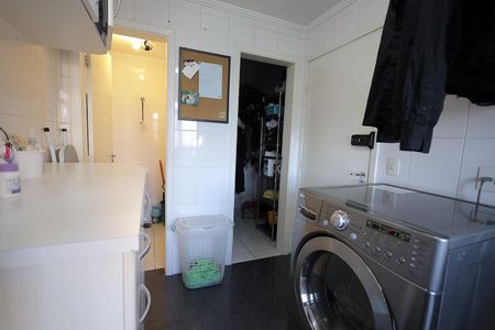 Apartamento à venda com 136m², 3 quartos e 2 vagasÁrea de Serviço