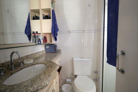 Apartamento à venda com 136m², 3 quartos e 2 vagasBanheiro Suíte 1
