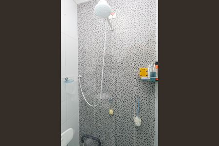 Casa à venda com 100m², 3 quartos e 2 vagasBanheiro 2