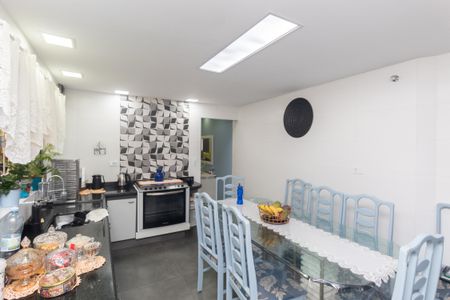 Casa à venda com 100m², 3 quartos e 2 vagasCozinha