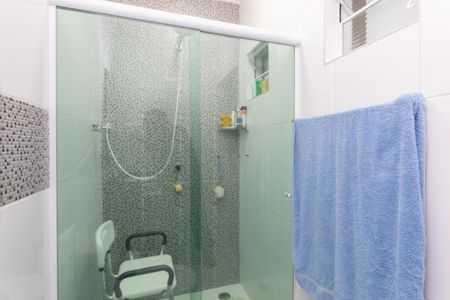 Casa à venda com 100m², 3 quartos e 2 vagasBanheiro 2