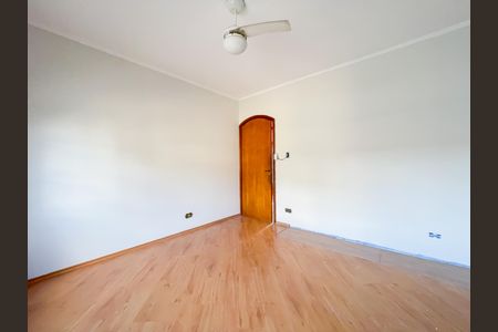 Casa à venda com 390m², 4 quartos e 2 vagas Casa à venda com 390m², 4 quartos e 2 vagasSuíte