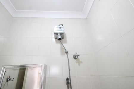 Apartamento à venda com 293m², 5 quartos e 4 vagas Apartamento à venda com 293m², 5 quartos e 4 vagasÁrea de Serviço - Banheiro 5