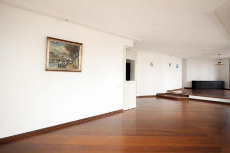 Apartamento à venda com 293m², 5 quartos e 4 vagas Apartamento à venda com 293m², 5 quartos e 4 vagasSala