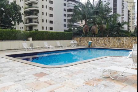 Apartamento à venda com 293m², 5 quartos e 4 vagas Apartamento à venda com 293m², 5 quartos e 4 vagasÁrea comum