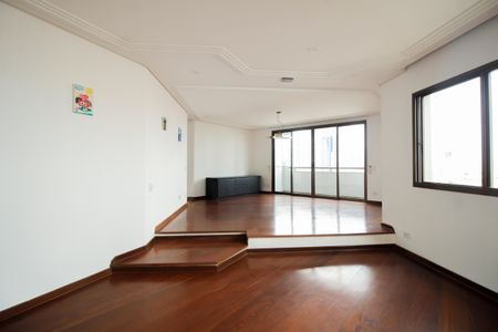 Apartamento à venda com 293m², 5 quartos e 4 vagas Apartamento à venda com 293m², 5 quartos e 4 vagasSala