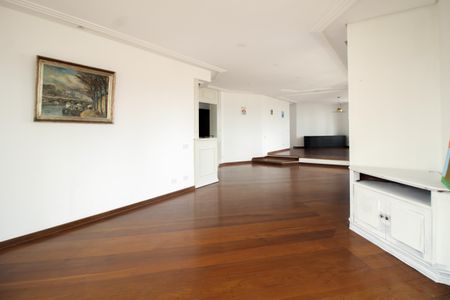 Apartamento à venda com 293m², 5 quartos e 4 vagas Apartamento à venda com 293m², 5 quartos e 4 vagasSala