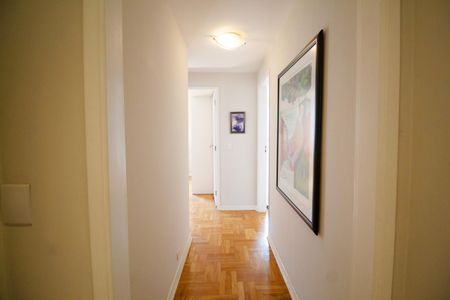 Apartamento à venda com 140m², 3 quartos e 2 vagasCorredor