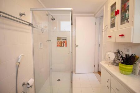 Apartamento à venda com 140m², 3 quartos e 2 vagasBanheiro da Suíte