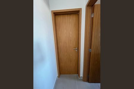 Corredor de casa de condomínio para alugar com 1 quarto, 33m² em Mooca, São Paulo