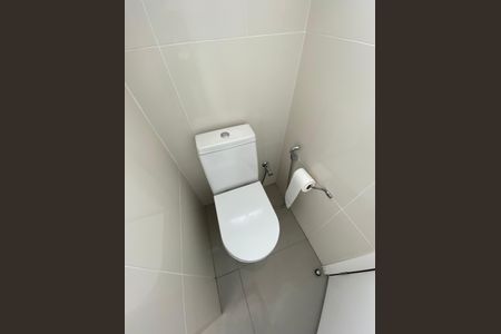 Apartamento para alugar com 163m², 1 quarto e 4 vagasBanheiro da Suíte 2