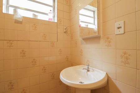 Banheiro de casa para alugar com 1 quarto, 62m² em Jardim São Paulo, São Paulo