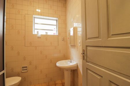 Banheiro de casa para alugar com 1 quarto, 62m² em Jardim São Paulo, São Paulo