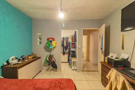 Casa à venda com 130m², 3 quartos e 4 vagas