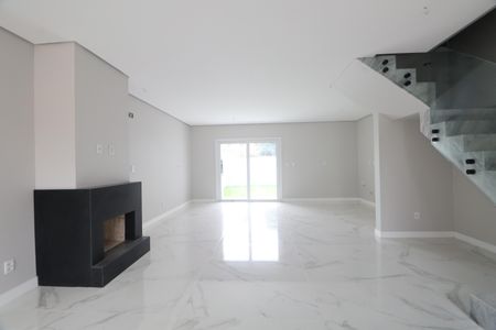 Casa à venda com 3 quartos, 162m² em Nossa Senhora das Gracas, Canoas