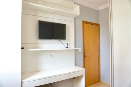 Apartamento à venda com 183m², 3 quartos e 2 vagasQuarto 1