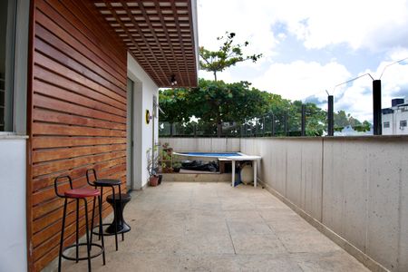 Apartamento à venda com 183m², 3 quartos e 2 vagasÁrea da Cobertura