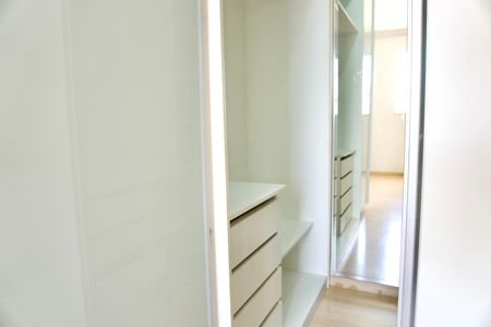 Apartamento à venda com 183m², 3 quartos e 2 vagasCloset da suíte