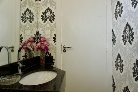 Apartamento à venda com 183m², 3 quartos e 2 vagasBanheiro Social 2