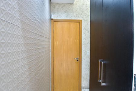 Apartamento à venda com 183m², 3 quartos e 2 vagasCorredor e Armário debaixo da Escada