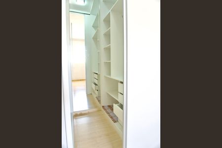 Apartamento à venda com 183m², 3 quartos e 2 vagasCloset da suíte