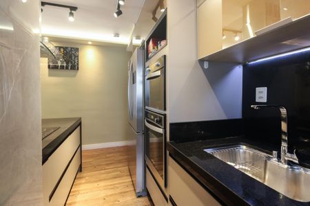 Apartamento à venda com 69m², 2 quartos e 1 vaga Apartamento à venda com 69m², 2 quartos e 1 vagaCozinha