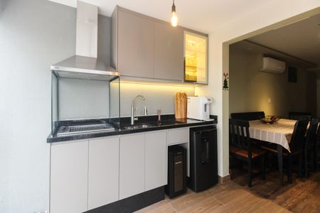 Apartamento à venda com 69m², 2 quartos e 1 vaga Apartamento à venda com 69m², 2 quartos e 1 vagaVaranda