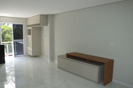 Casa de Condomínio para alugar com 3 quartos, 100m² em Jardim Ipes, Cotia