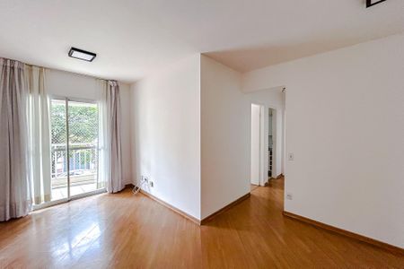 Sala de apartamento à venda com 2 quartos, 58m² em Vila Azevedo, São Paulo