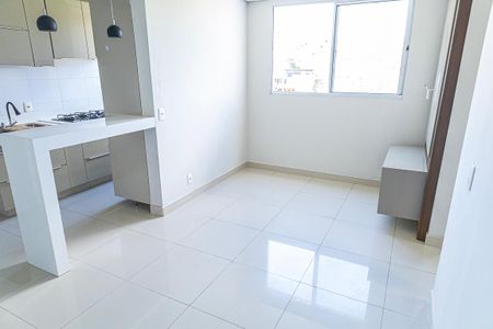 Sala de apartamento para alugar com 2 quartos, 60m² em São João Batista, Belo Horizonte